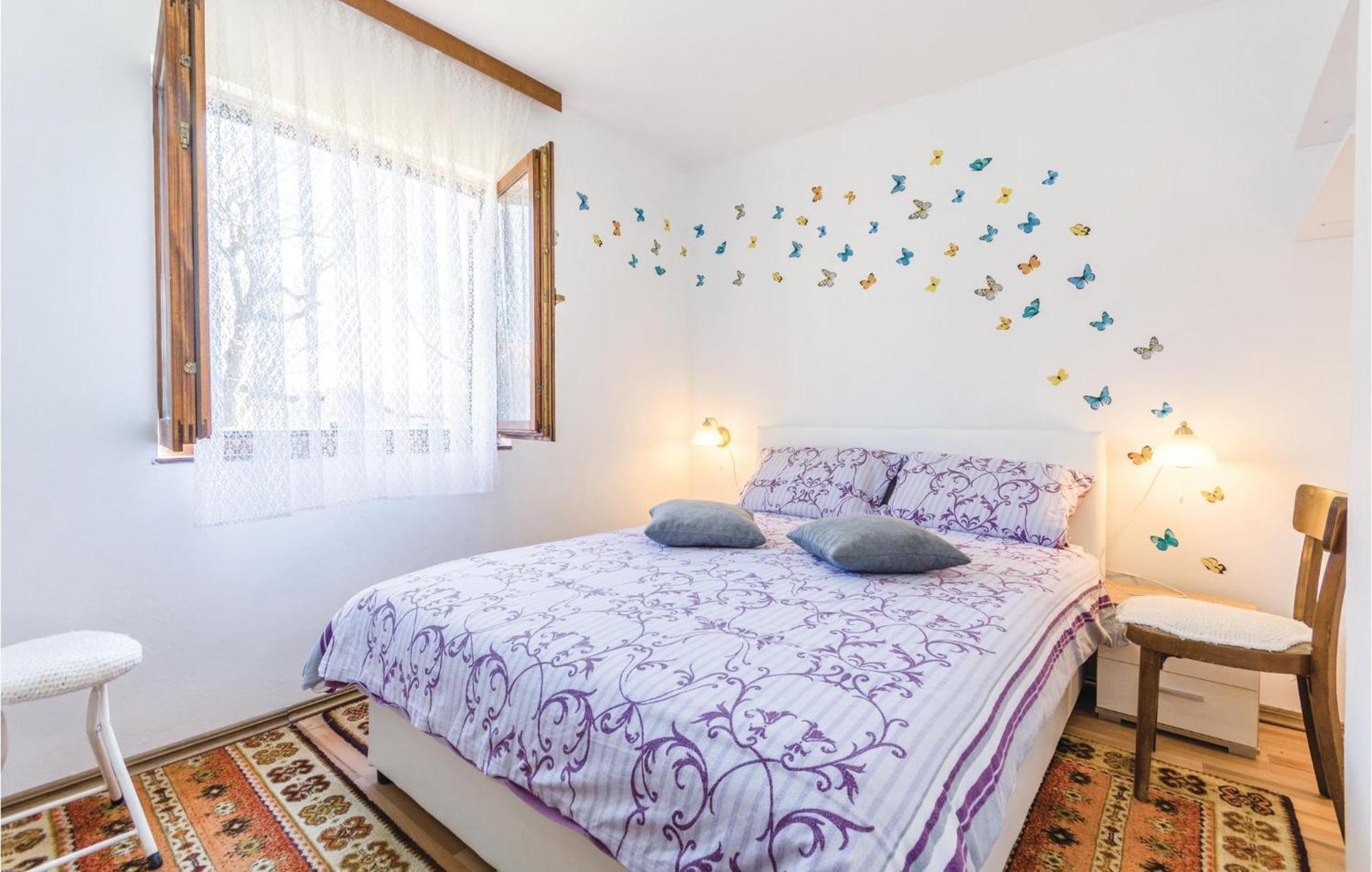 Amazing Apartment In Pavicini With Kitchen ภายนอก รูปภาพ